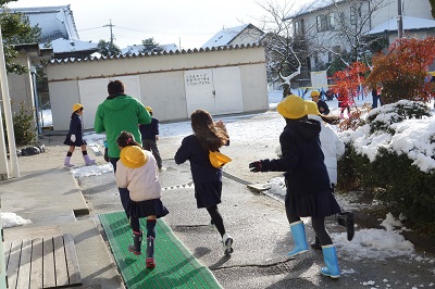 ゆきあそび２