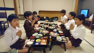 夕食